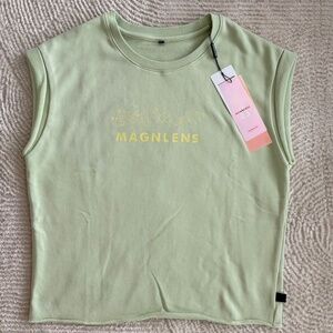 Magnlens Sleeveless t-shirt Sz S